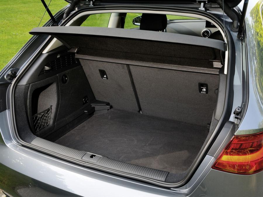 Багажник Audi A3 2.0 TDI (8V) 2012 года  (UK) (фото 15 из 16)